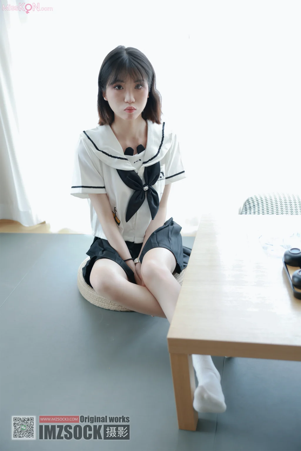 [MZSOCK爱美足] No.353: 秋秋 (108 photos + 1 video)