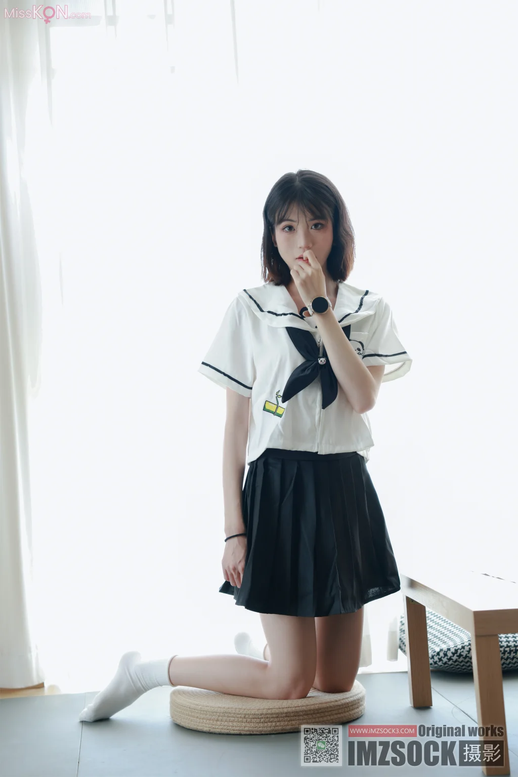 [MZSOCK爱美足] No.353: 秋秋 (108 photos + 1 video)
