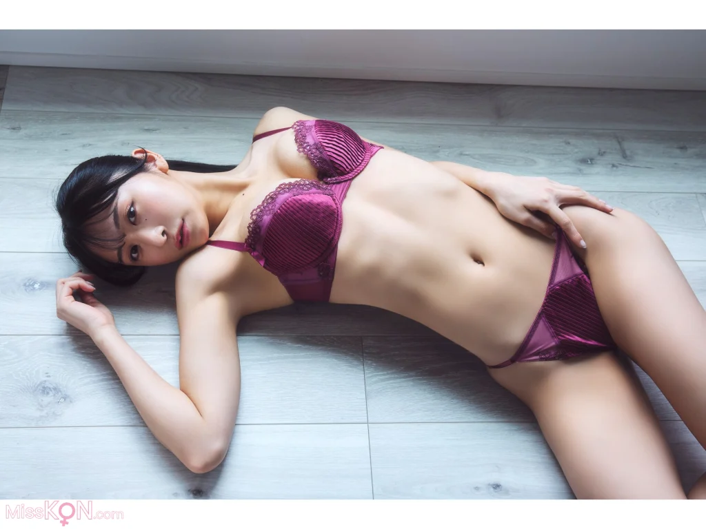 [JP] Majima Naomi (真島なおみ):「先輩の奥さん」SPA！デジタル写真集 SPA！BOOKS (60 photos)