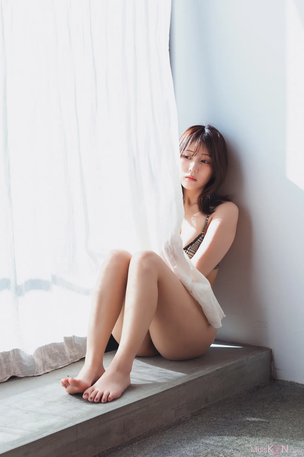 [JP] Miku Tanaka (田中美久): つながっているよ PARADEデジタルフォトブック (117 photos) – Page 2