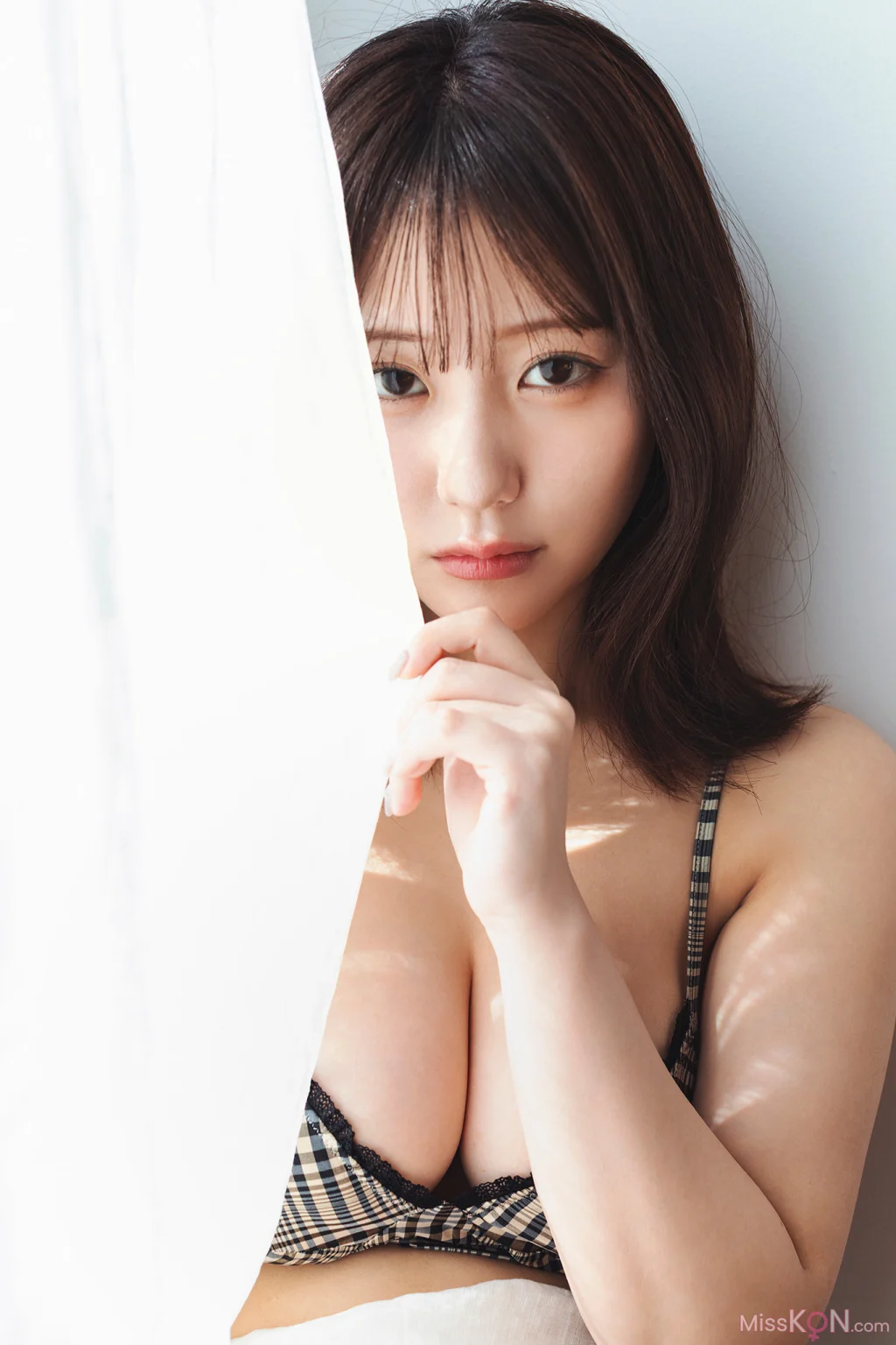 [JP] Miku Tanaka (田中美久): つながっているよ PARADEデジタルフォトブック (117 photos) – Page 2