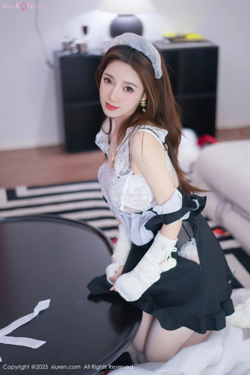 XIUREN No.11152: 桃桃·夭夭twins (78 photos)