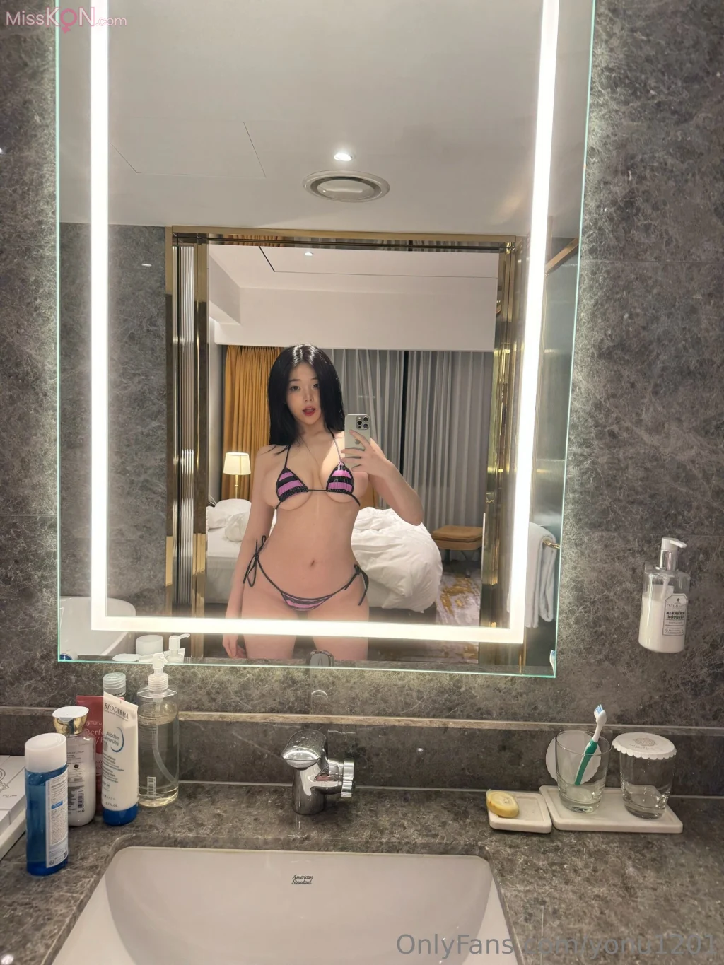 Yeon Woo (연우): 2025.09 OnlyFans订阅合集 (49 photos + 13 videos)