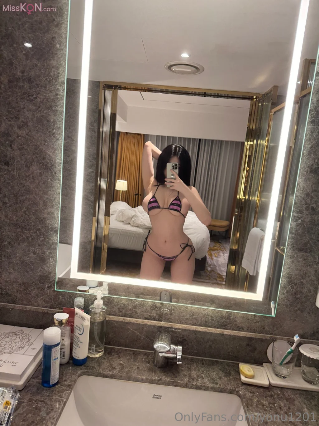 Yeon Woo (연우): 2025.09 OnlyFans订阅合集 (49 photos + 13 videos)