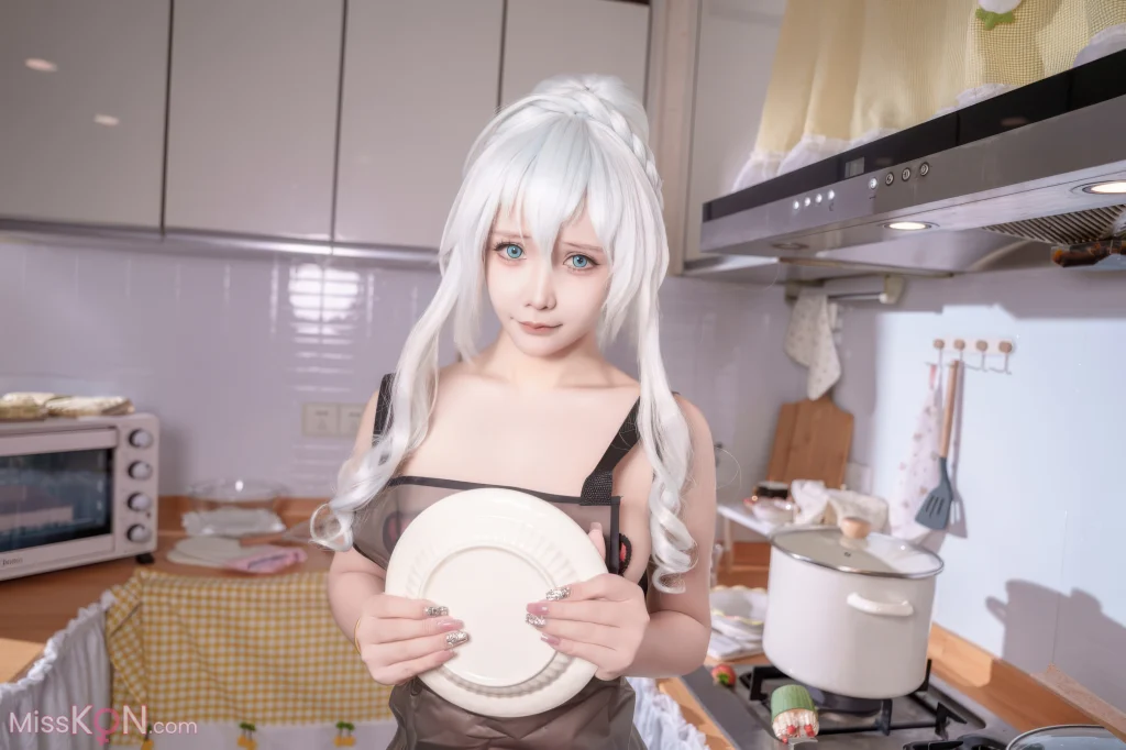 Coser@抱走莫子aa: 雪女厨娘 (68 photos + 6 videos)