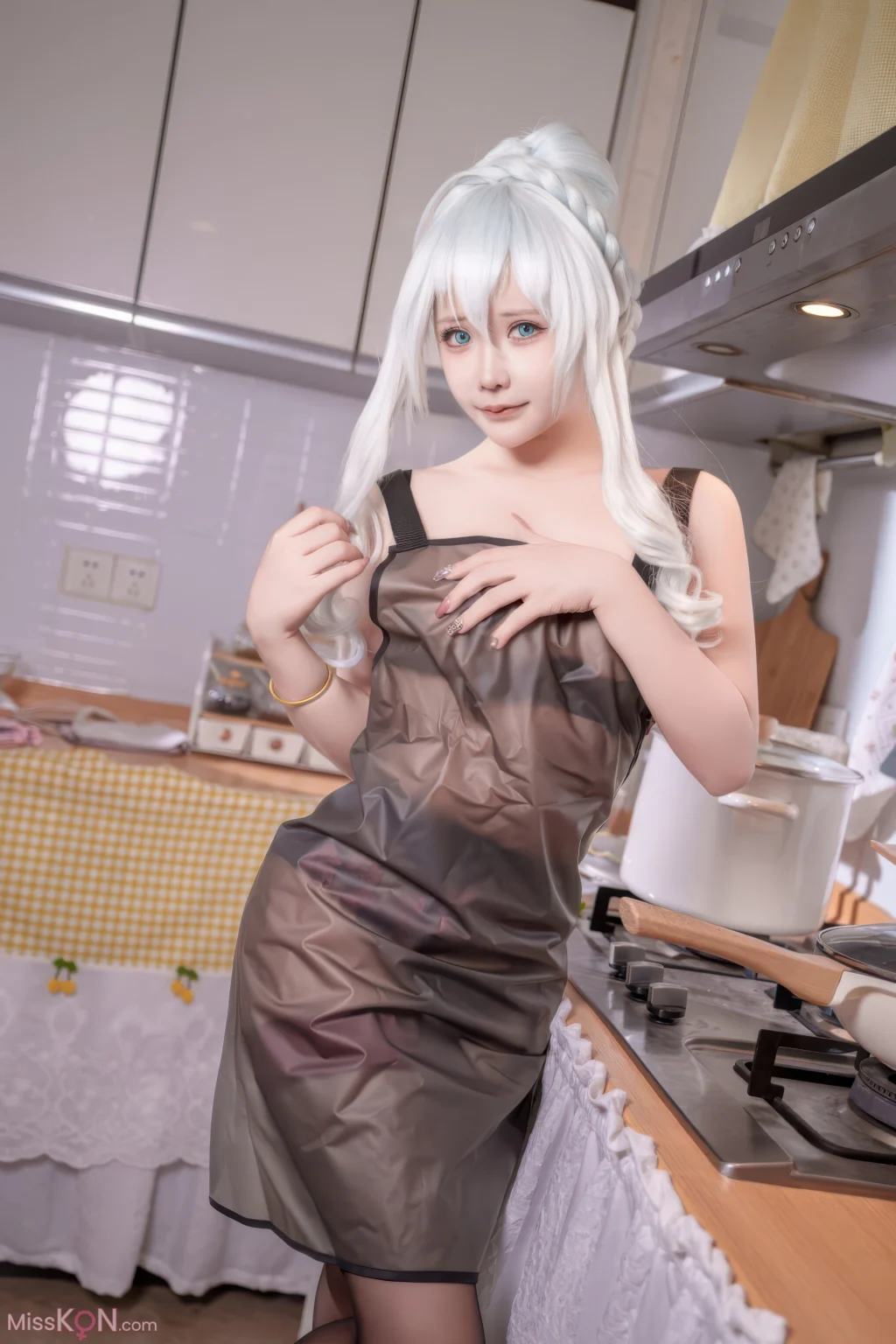 Coser@抱走莫子aa: 雪女厨娘 (68 photos + 6 videos)