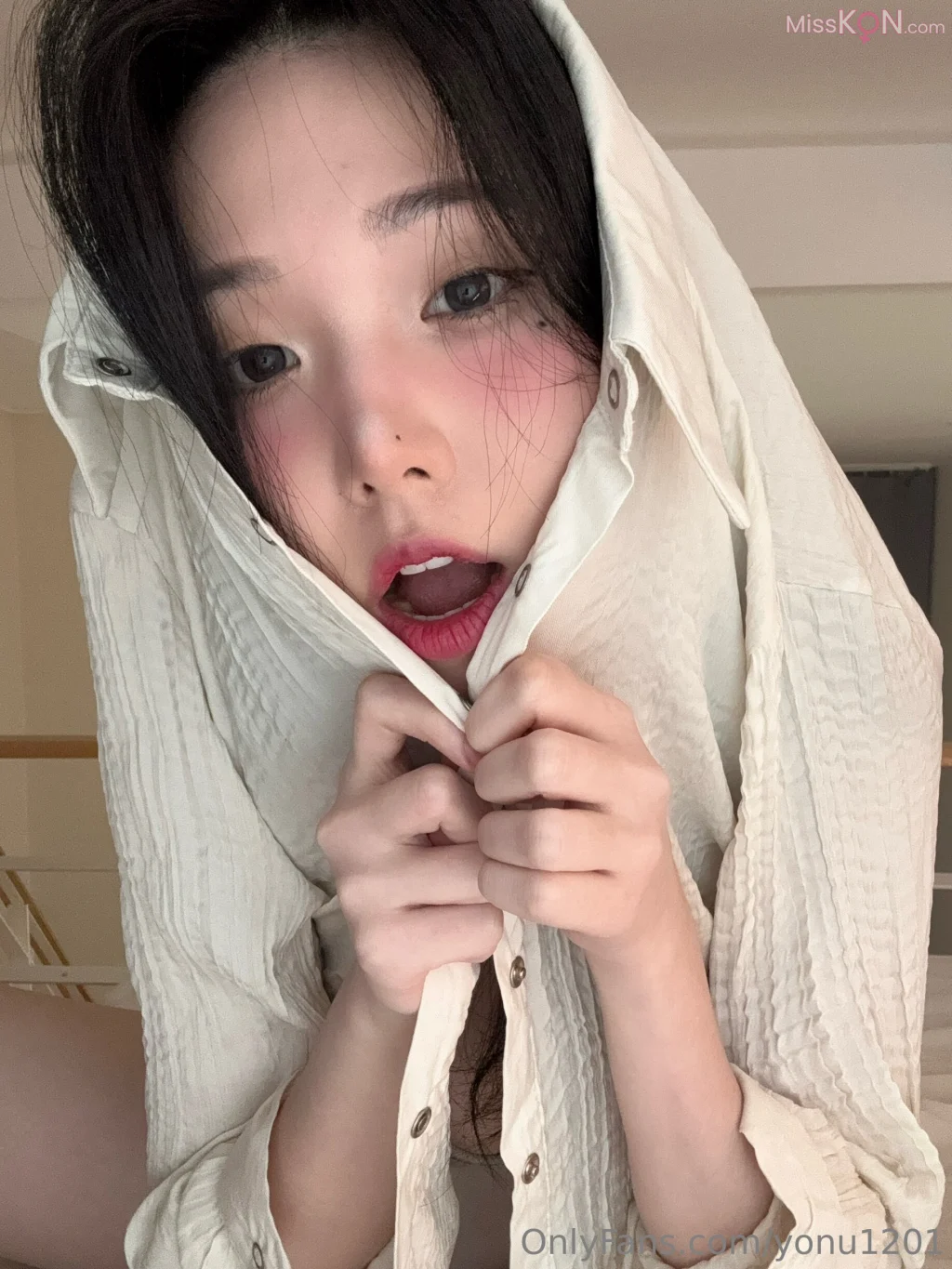 Yeon Woo (연우): 2025.10 OnlyFans合集 (30 photos + 3 videos) – Page 2