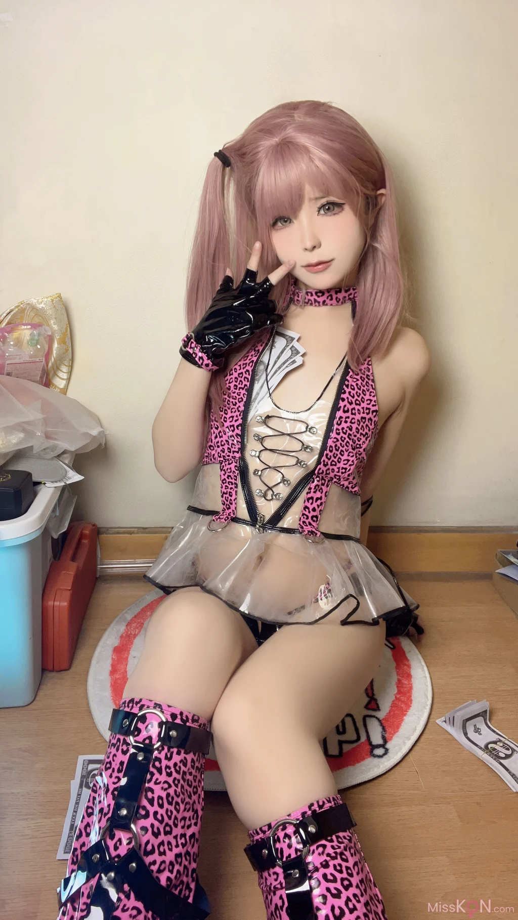 Coser@Quan冉有点饿: 千禧豹 (25 photos)