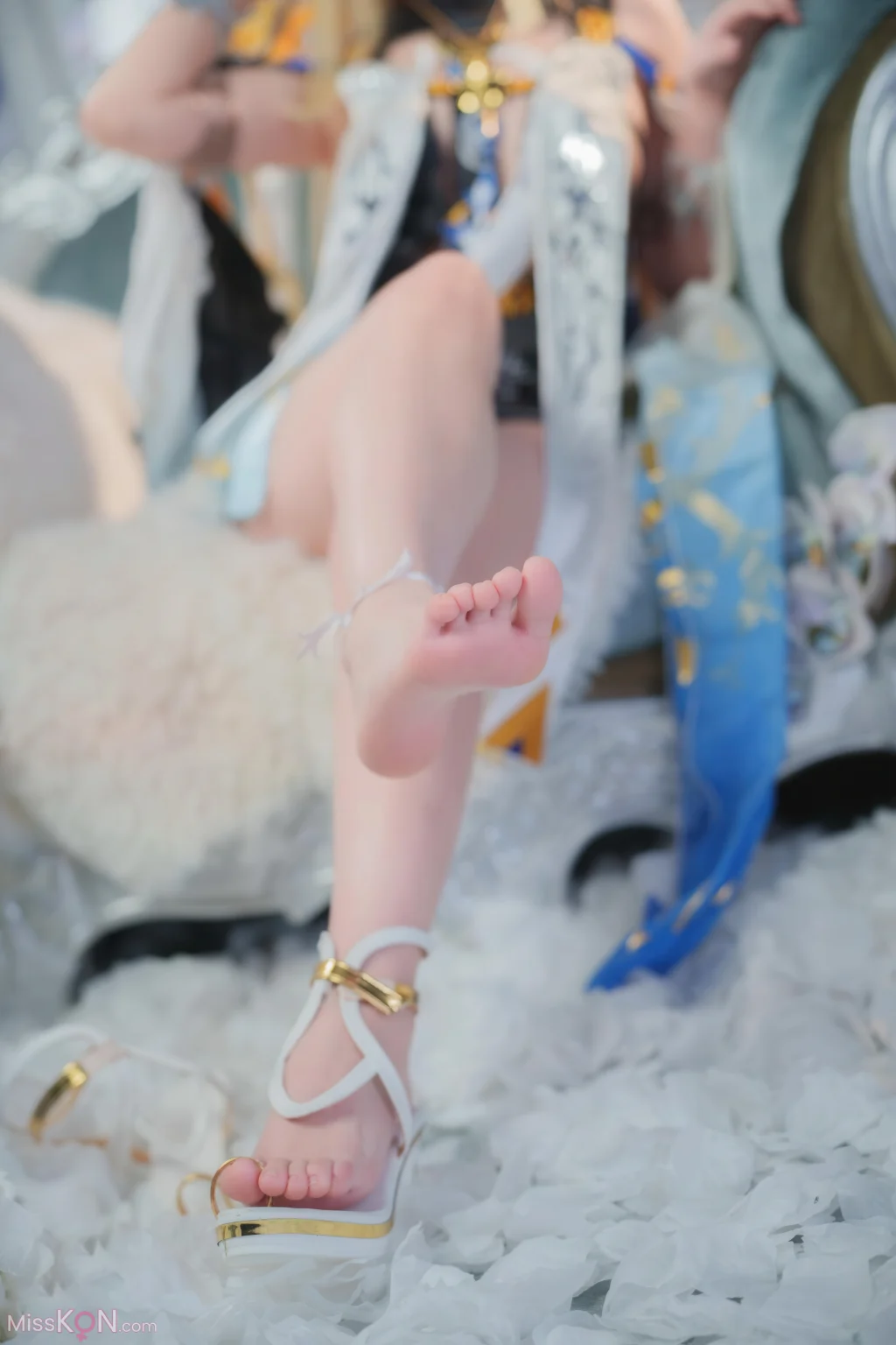 Coser@Seele麦麦: 鸣潮 菲比&卡提希娅·蓝色花海物语 (96 photos)