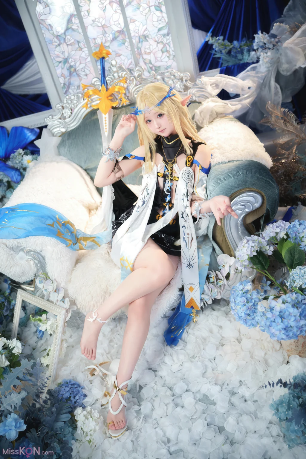 Coser@Seele麦麦: 鸣潮 菲比&卡提希娅·蓝色花海物语 (96 photos)