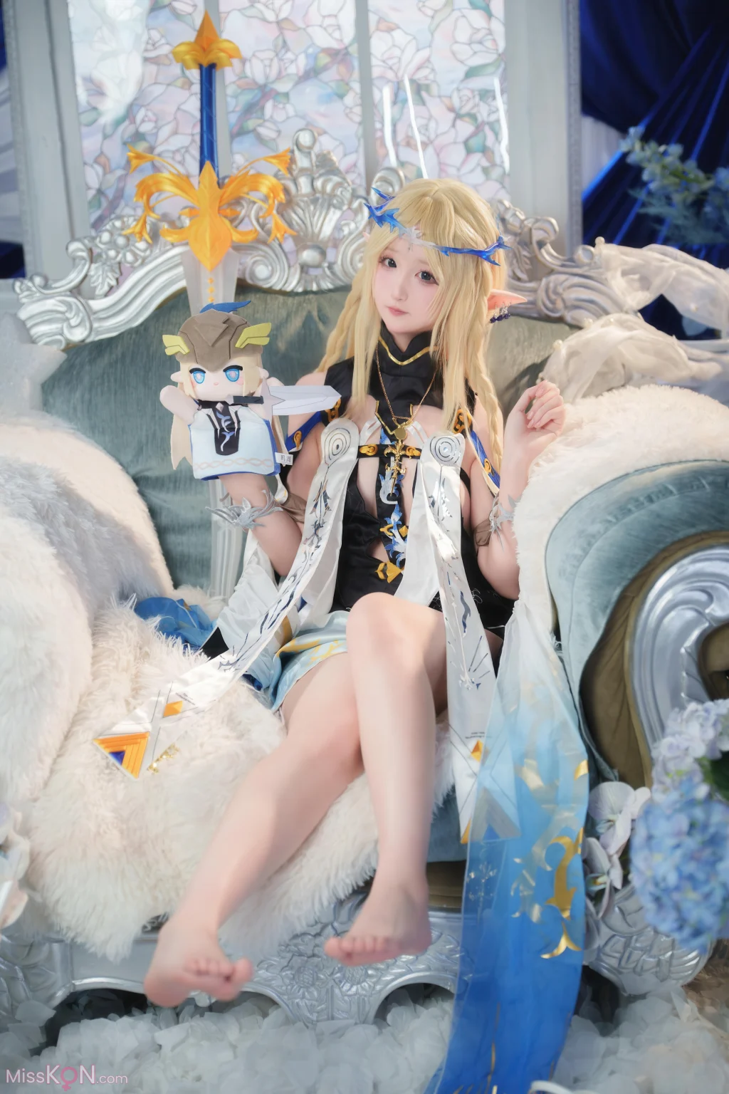 Coser@Seele麦麦: 鸣潮 菲比&卡提希娅·蓝色花海物语 (96 photos)