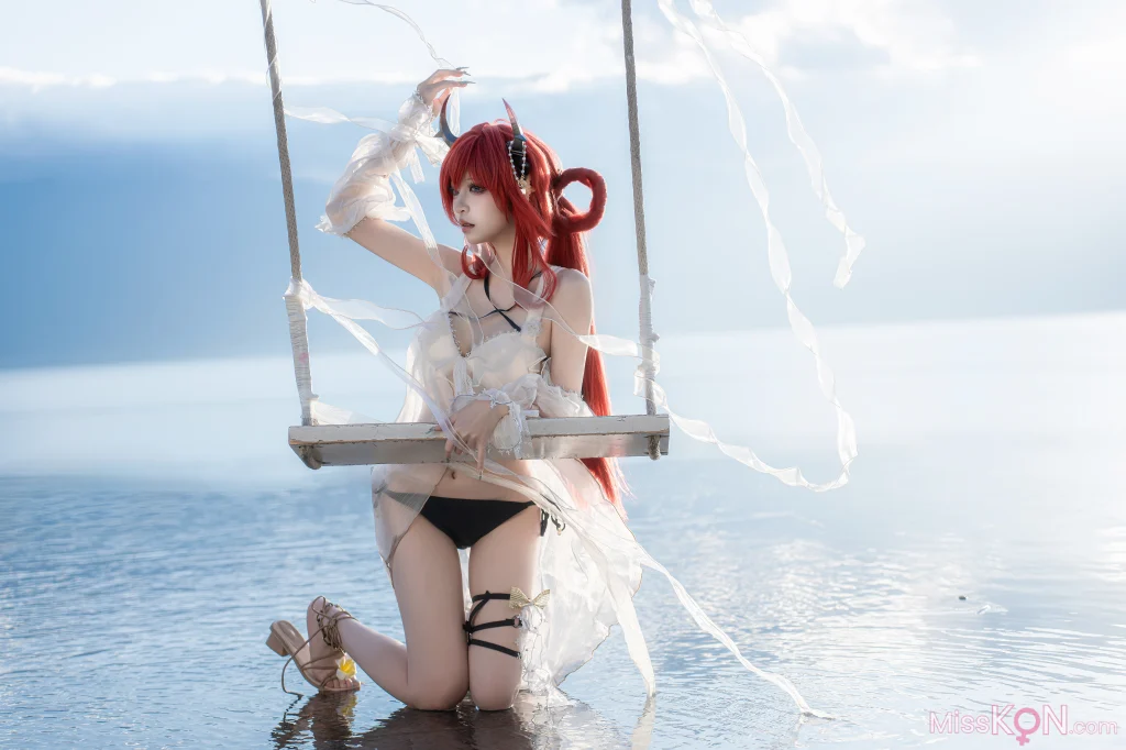 Coser@纸悦Etsu_ko: 明日方舟 史尔特尔 泳装 (37 photos)