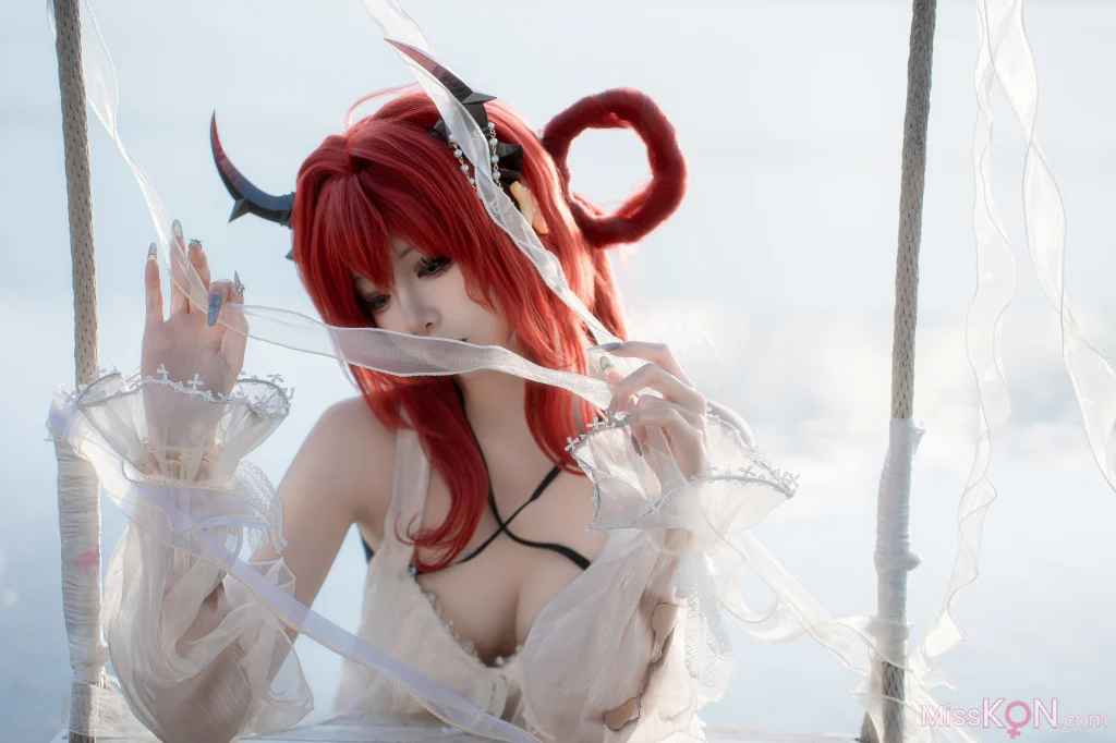 Coser@纸悦Etsu_ko: 明日方舟 史尔特尔 泳装 (37 photos) – Page 2