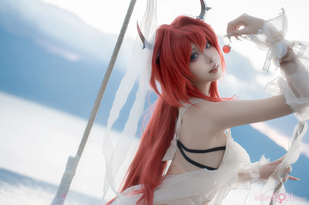 Coser@纸悦Etsu_ko: 明日方舟 史尔特尔 泳装 (37 photos) – Page 2