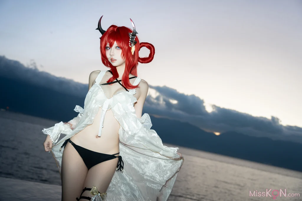 Coser@纸悦Etsu_ko: 明日方舟 史尔特尔 泳装 (37 photos) – Page 2