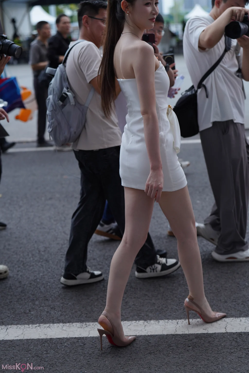 [精选街拍作品] No.5046 – 5060 (2033 photos) – Page 3
