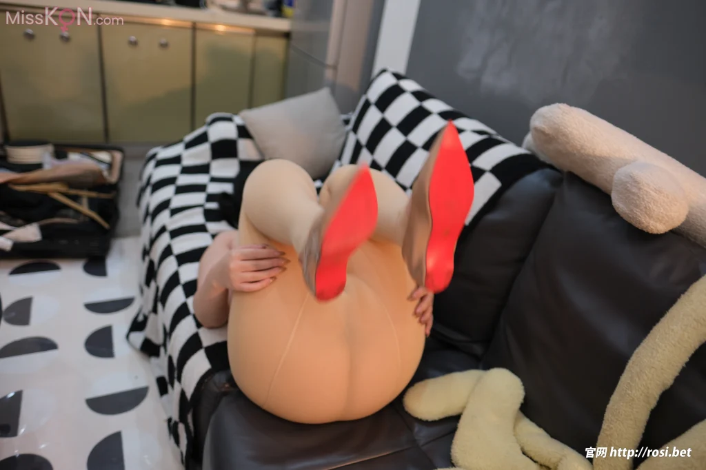 [ROSI写真] 2026.01.19 No.5159 (69 photos) – Page 2