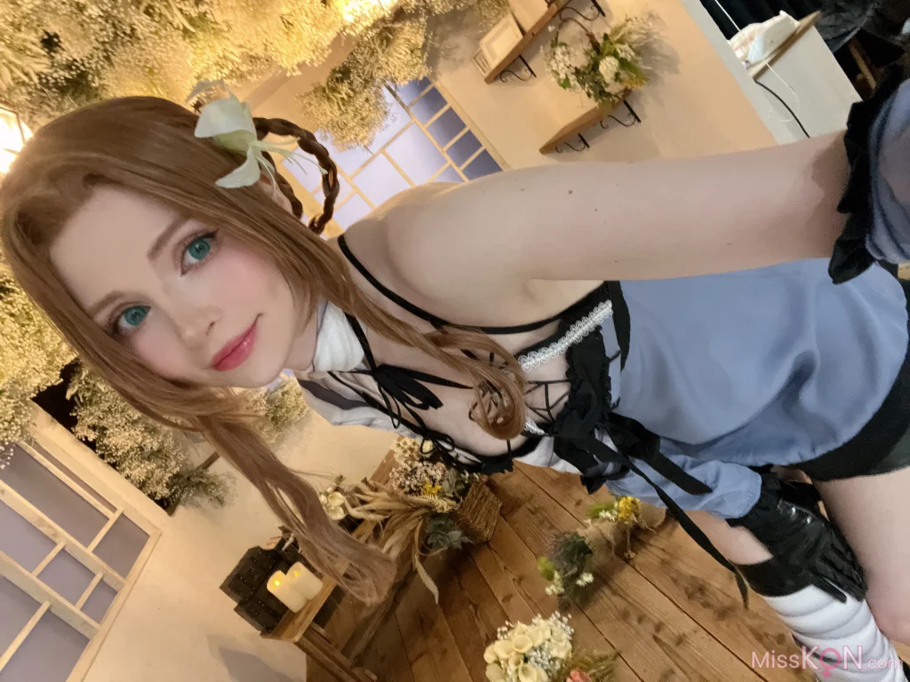 Coser@Peach milky: Kaine Aerith (32 photos)