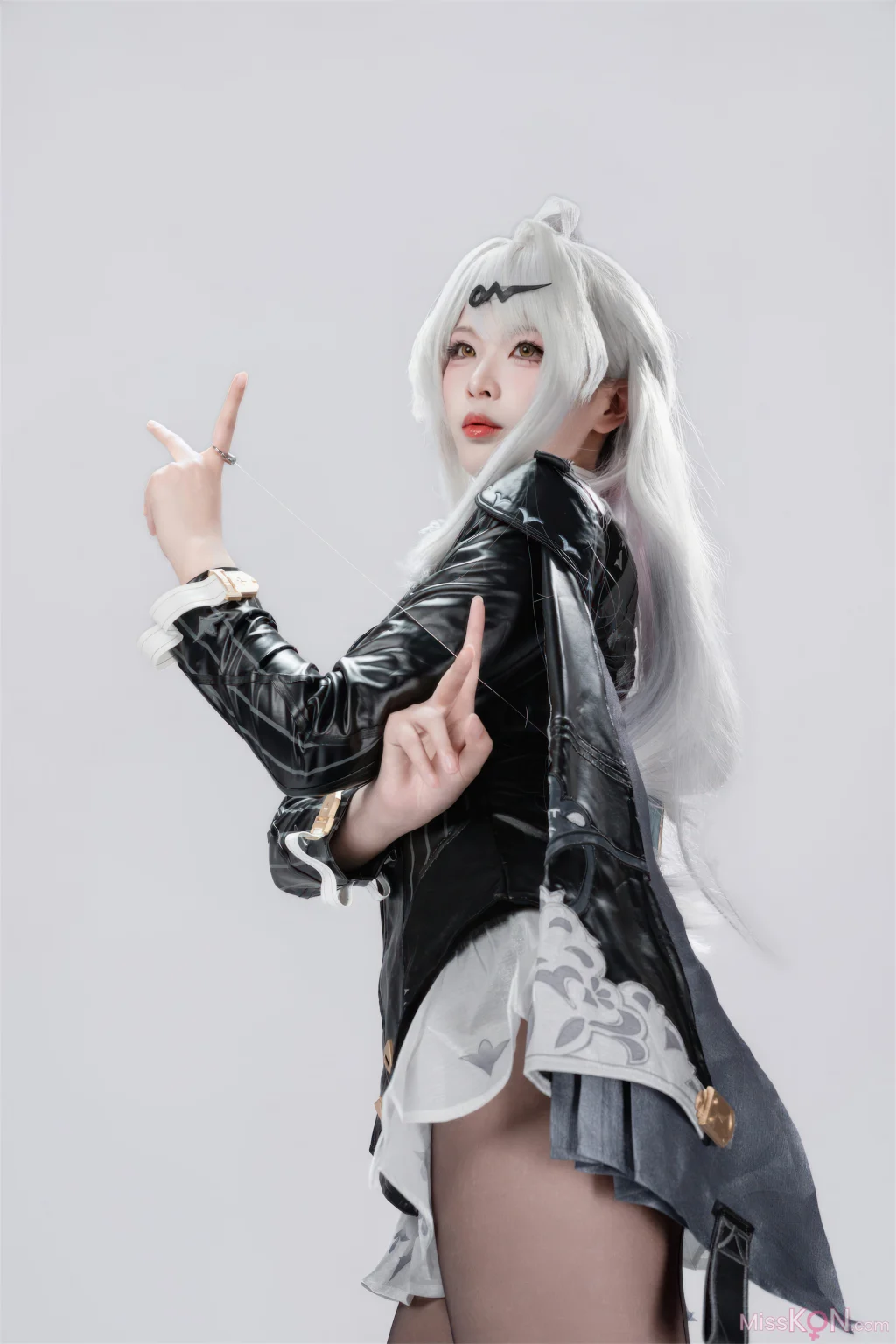 Coser@轩萧学姐: 绝区零 仪玄·墨形影踪 (100 photos)