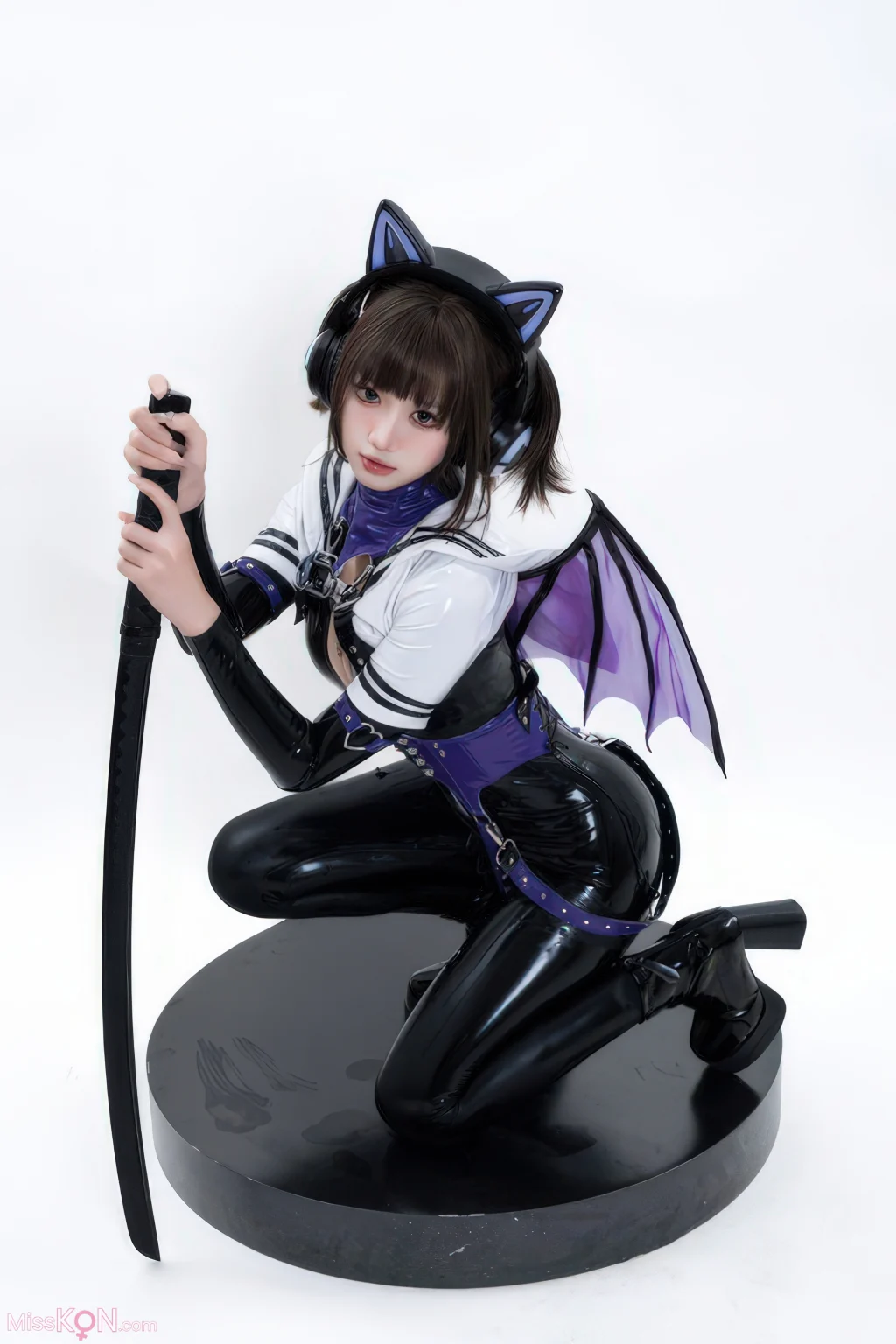 Coser@柒柒要乖哦: 白棚胶衣 (78 photos)