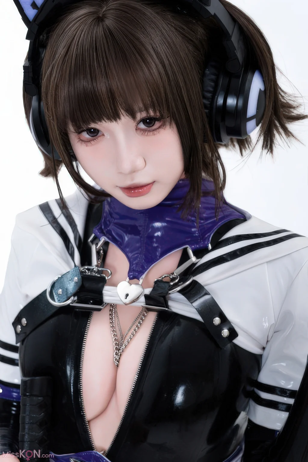 Coser@柒柒要乖哦: 白棚胶衣 (78 photos)