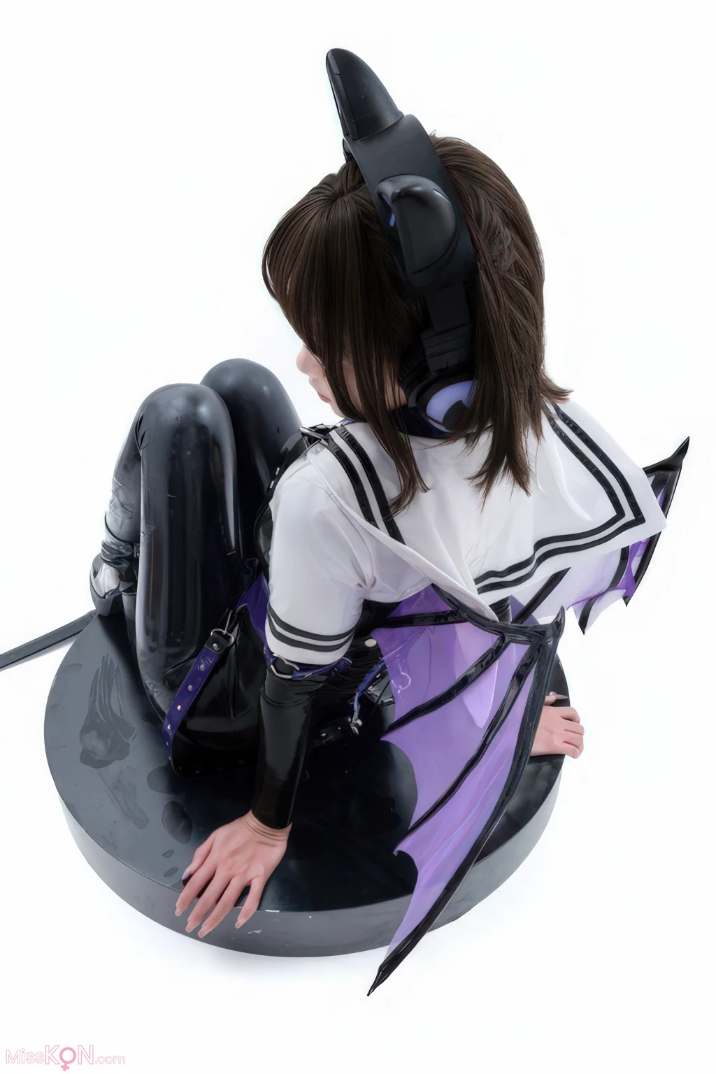 Coser@柒柒要乖哦: 白棚胶衣 (78 photos)