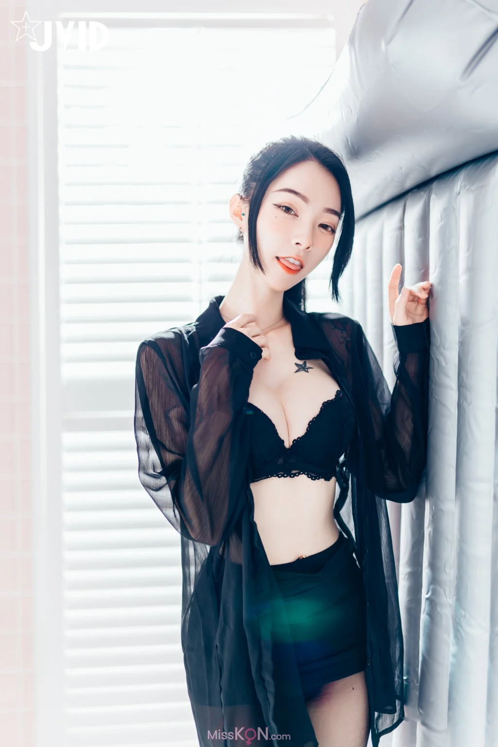 [JVID] Lele 樂樂 & 飄飄哥: 上司新人下属 无内黑丝终极奥义 (156 photos) – Page 3
