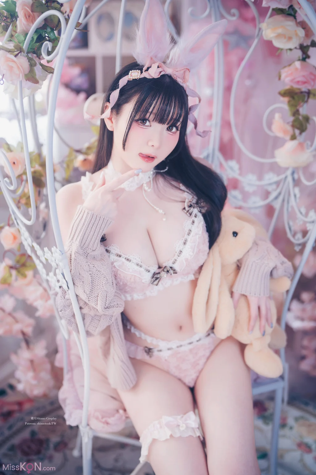 Coser@霜月shimo: Fluffy Bunny 2026 (20 photos) – Page 2