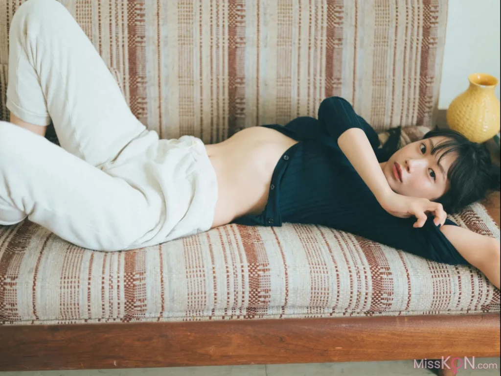 [JP] Nanako Aizawa (相沢菜々子): FRIDAYデジタル写真集 『無防備なスーパーBODY Vol.2』 (62 photos)