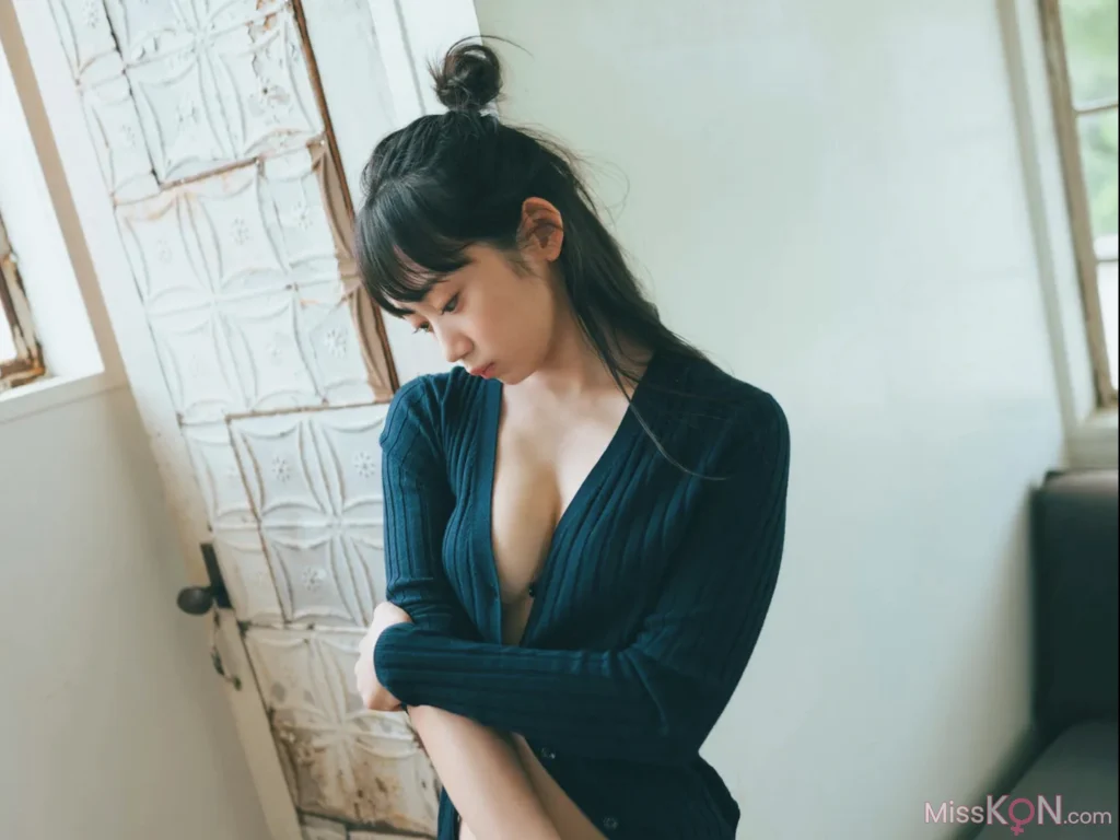 [JP] Nanako Aizawa (相沢菜々子): FRIDAYデジタル写真集 『無防備なスーパーBODY Vol.2』 (62 photos)
