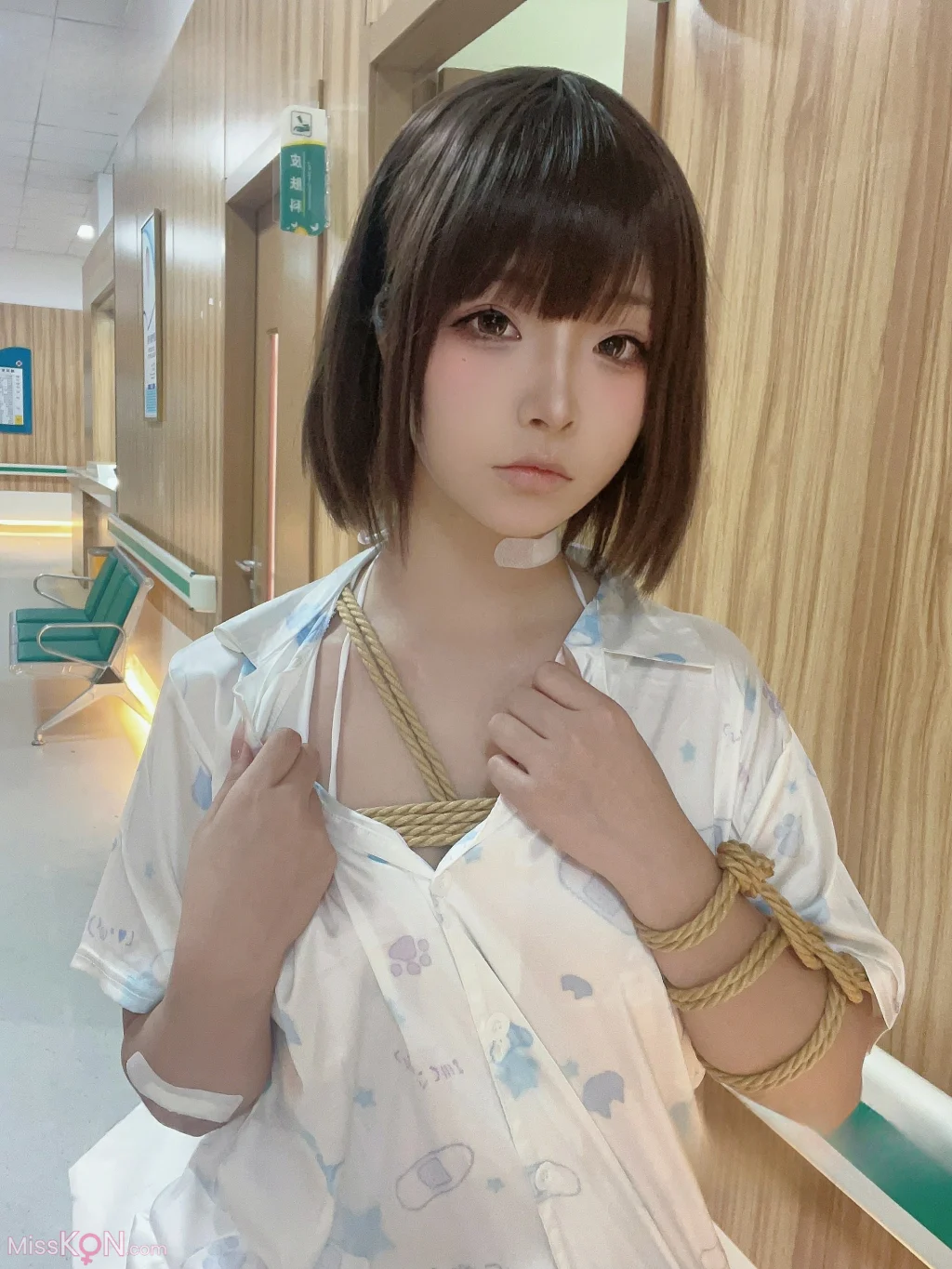 Coser@yuuhui玉汇: 生病的妹妹 (37 photos + 2 videos) – Page 2