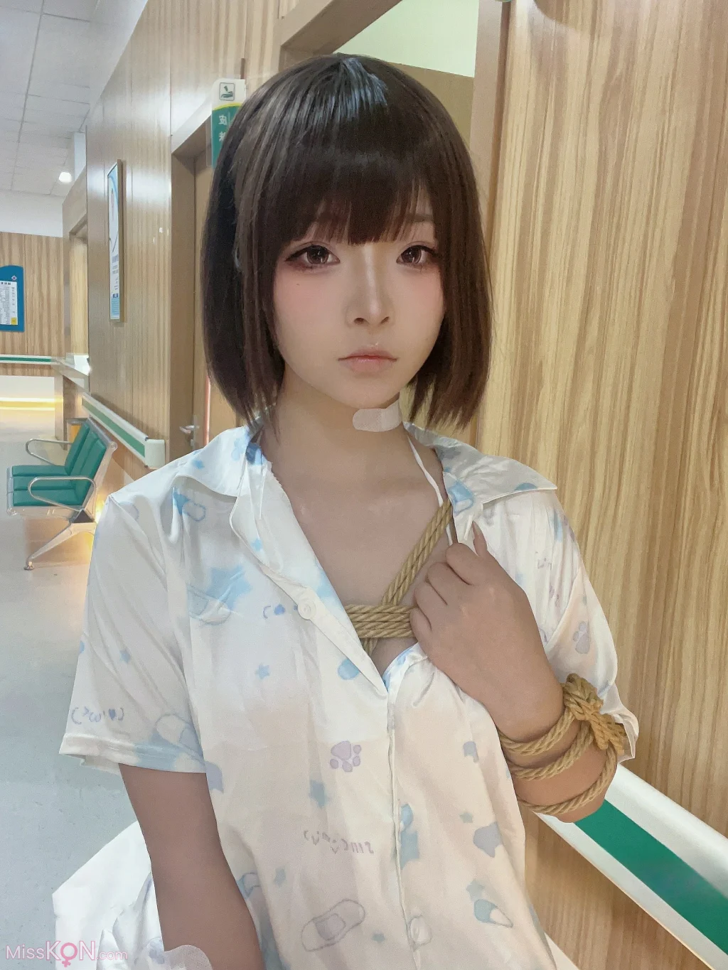 Coser@yuuhui玉汇: 生病的妹妹 (37 photos + 2 videos) – Page 2