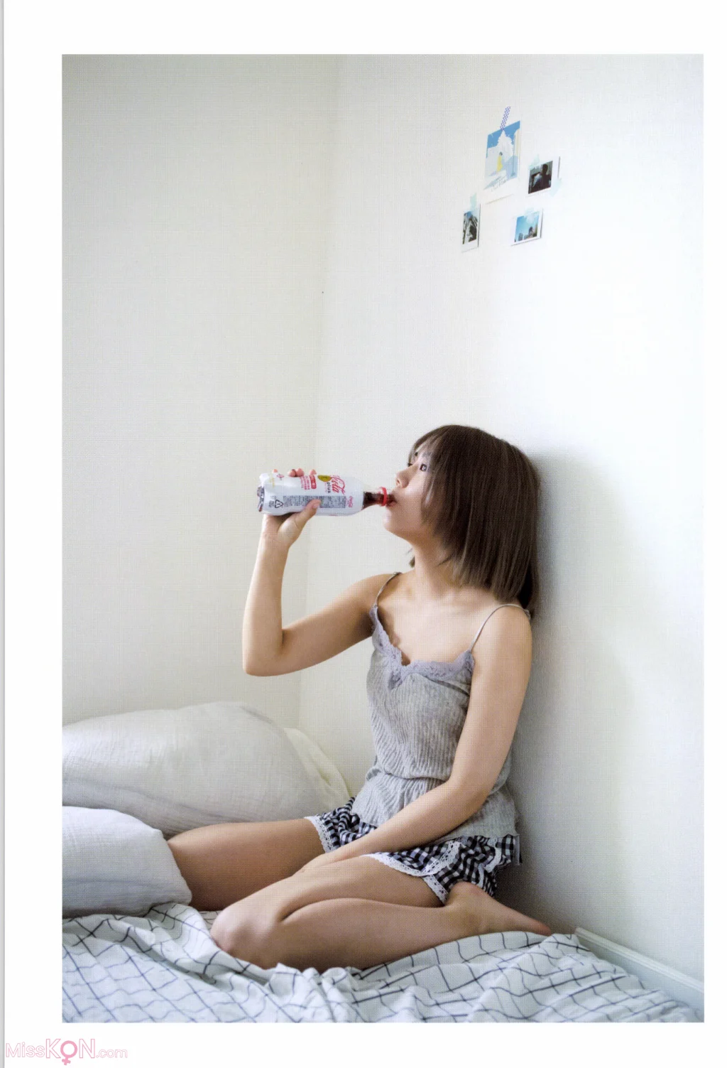 [JP] Hina Kawago (川後陽菜): インタビューフォトブック (194 photos)