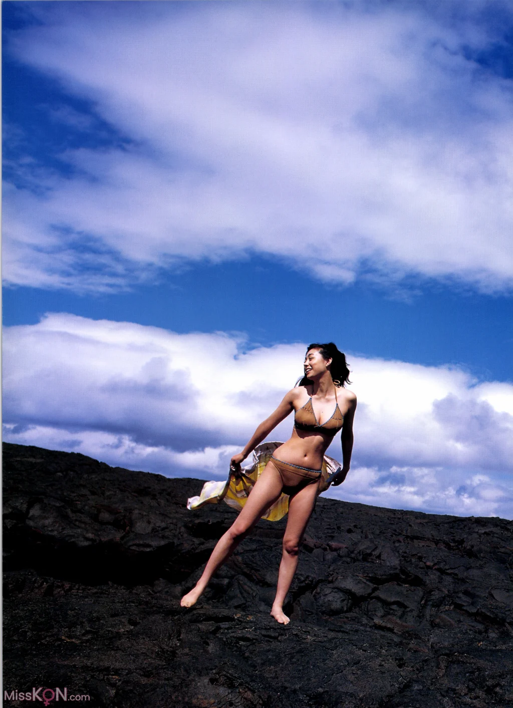 [JP] Kazue Fukiishi (吹石 一恵): FUKIISHI (97 photos) – Page 2