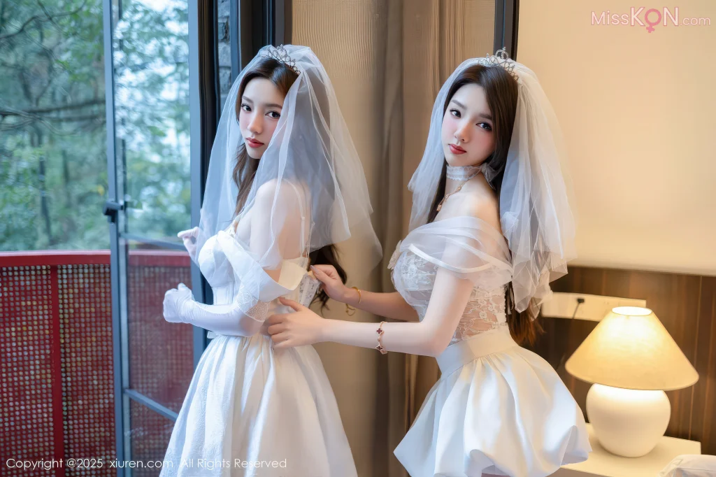 XIUREN No.11184: 桃桃·夭夭twins (82 photos)