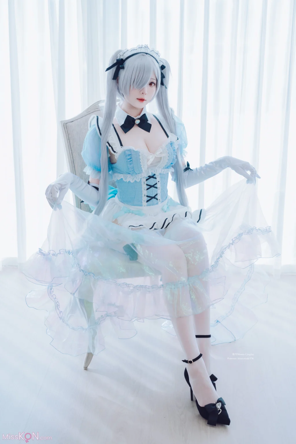 Coser@霜月shimo: Cinderella Maid NIKKE 灰姑娘女仆装 VOL.2 (33 photos)