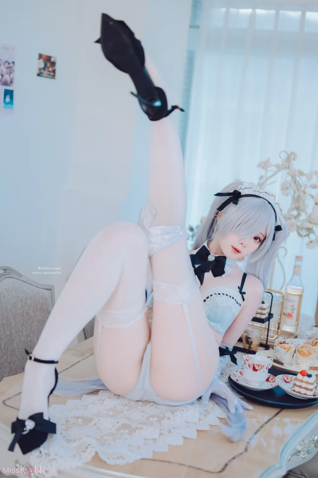 Coser@霜月shimo: Cinderella Maid NIKKE 灰姑娘女仆装 VOL.2 (33 photos) – Page 2