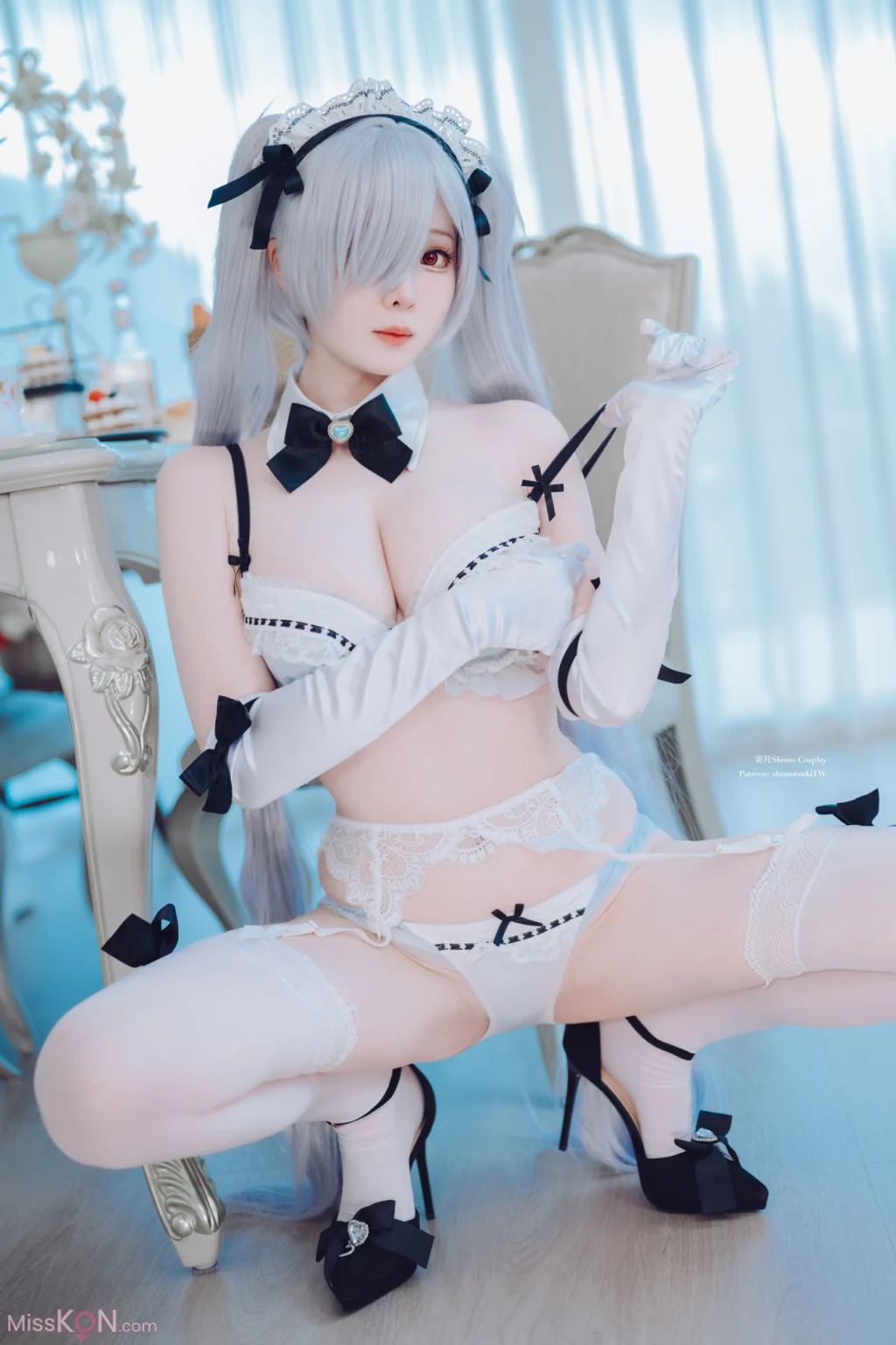 Coser@霜月shimo: Cinderella Maid NIKKE 灰姑娘女仆装 VOL.2 (33 photos) – Page 2