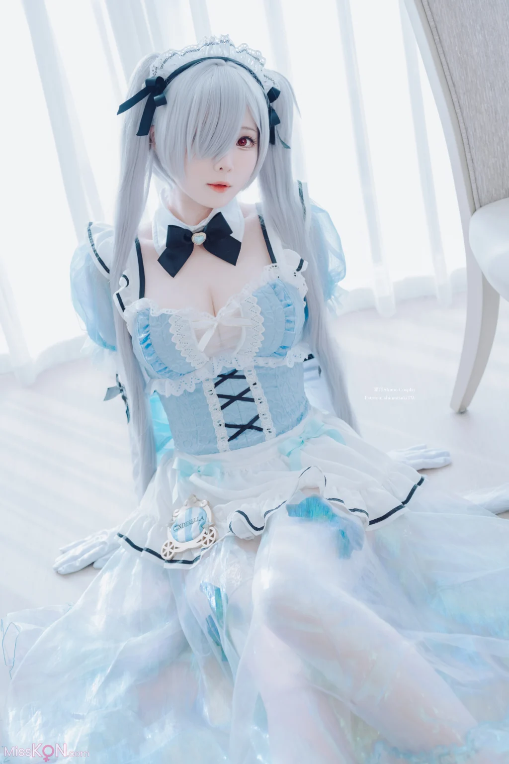 Coser@霜月shimo: Cinderella Maid NIKKE 灰姑娘女仆装 VOL.2 (33 photos) – Page 2