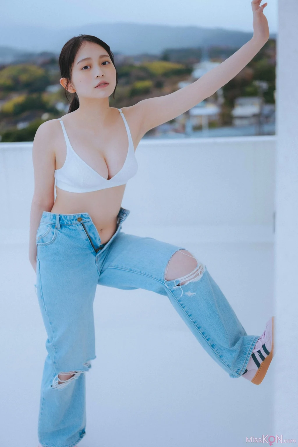 [JP] Mai Horai (蓬莱舞): FRIDAYデジタル写真集 蒼い音 Vol.2 豪華版 (118 photos) – Page 3