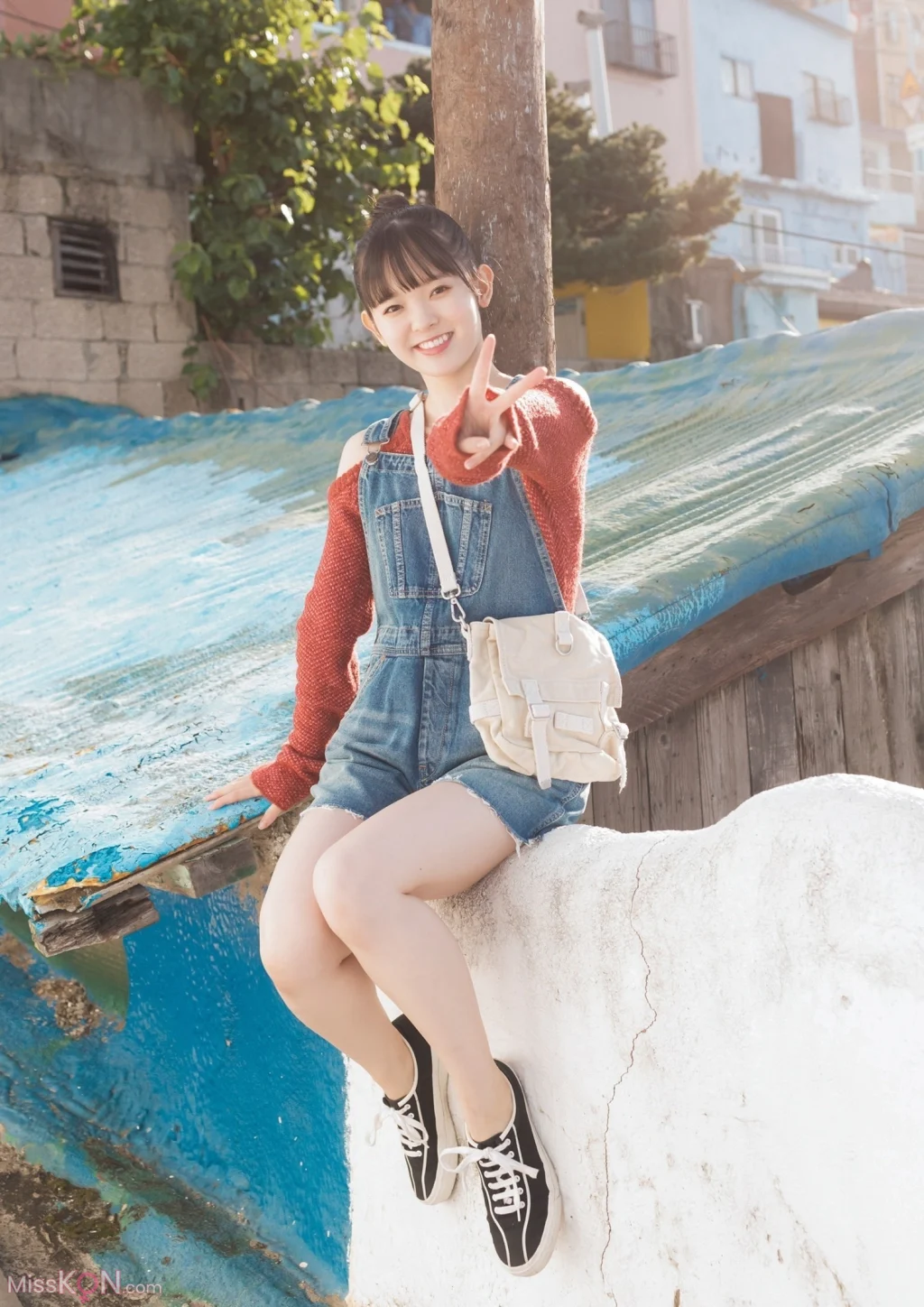 [JP] Nozomi Nirei (楡井希実):【デジタル限定 YJ PHOTO BOOK】写真集「釜山でも爆発してた」 (59 photos)