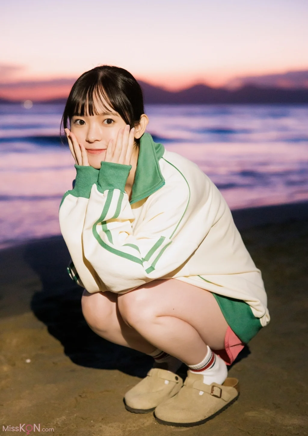 [JP] Nozomi Nirei (楡井希実):【デジタル限定 YJ PHOTO BOOK】写真集「釜山でも爆発してた」 (59 photos) – Page 2