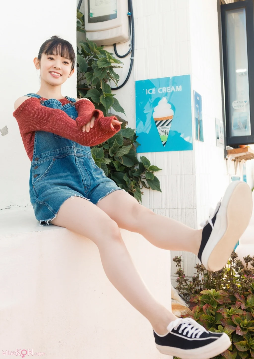 [JP] Nozomi Nirei (楡井希実):【デジタル限定 YJ PHOTO BOOK】写真集「釜山でも爆発してた」 (59 photos) – Page 2