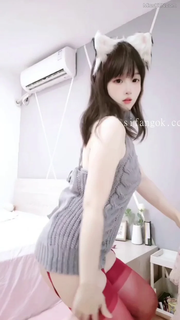 巨大猫耳: 大奶妹子裸舞视图合集 (74 photos + 19 videos) – Page 2