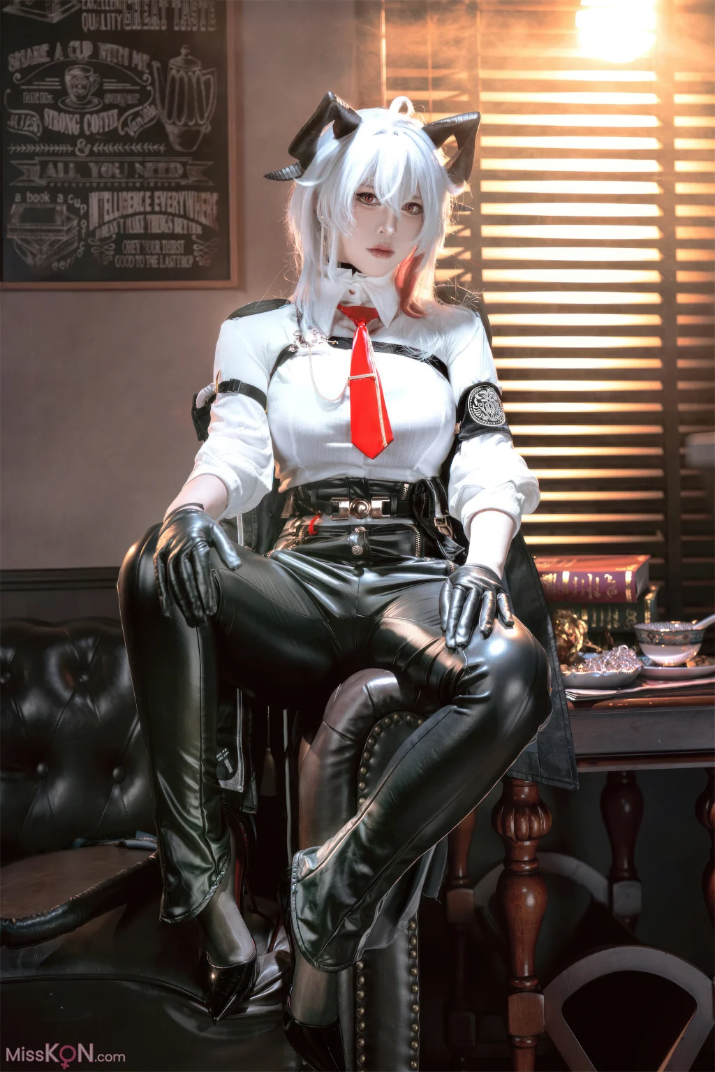 Coser@半半子: 鸣潮 赞妮 (57 photos)