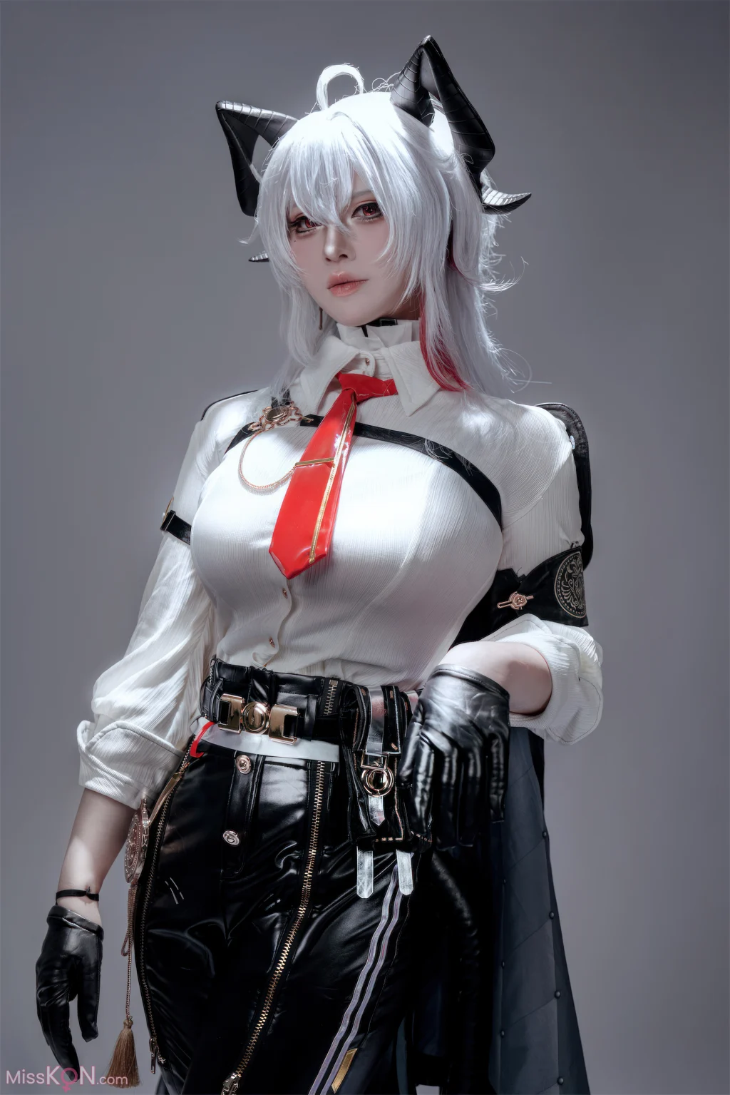 Coser@半半子: 鸣潮 赞妮 (57 photos)