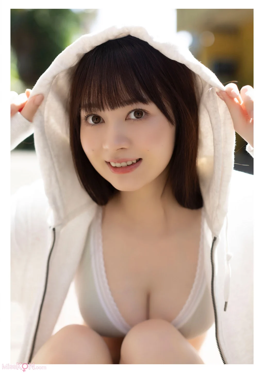 [JP] Yuna Ego (江籠裕奈):【デジタル限定】 写真集 『 Summertime Memories 』(89 photos)