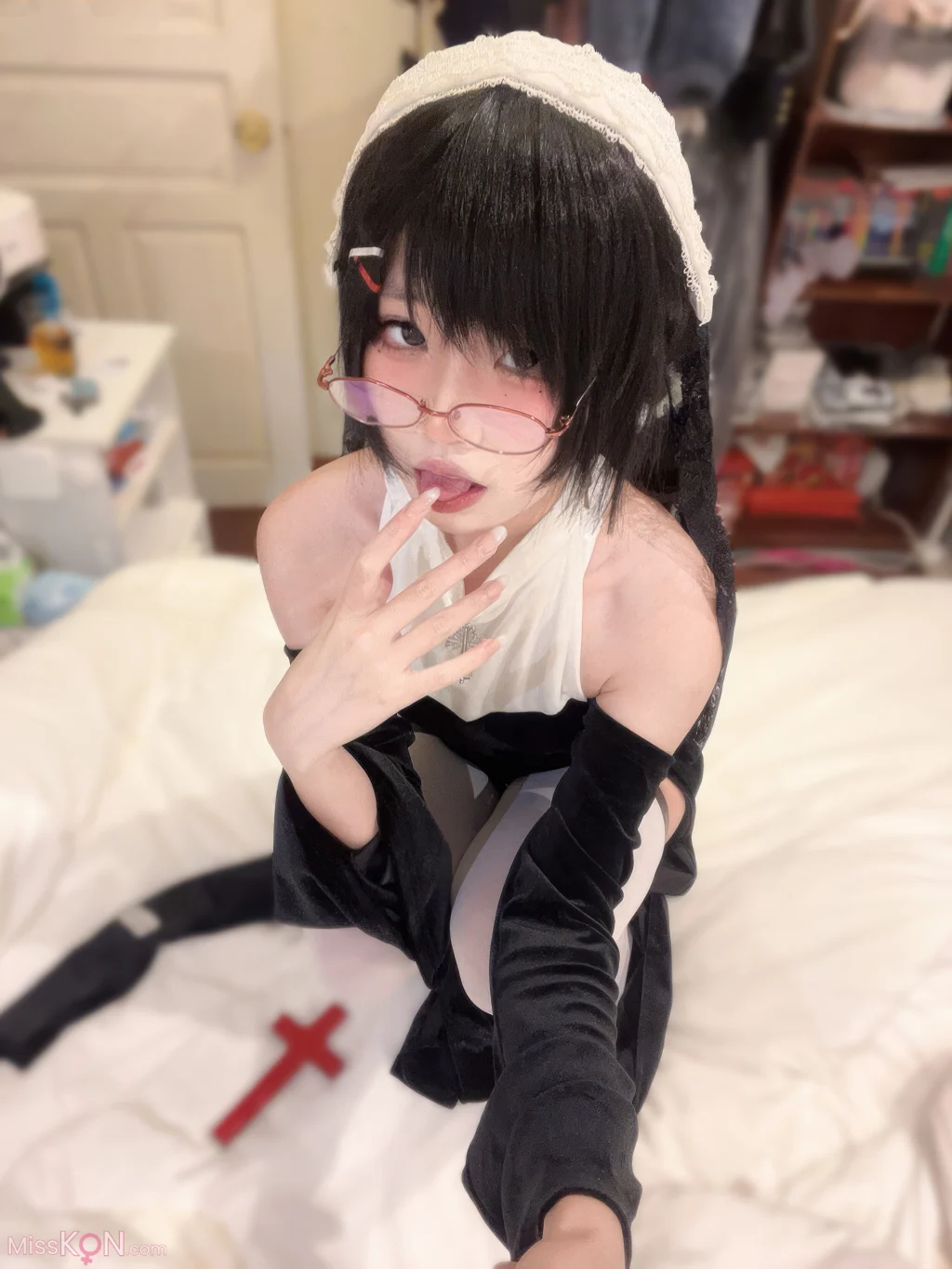 Coser@清水凪: 修女的祷告 (18 photos + 1 video) – Page 2