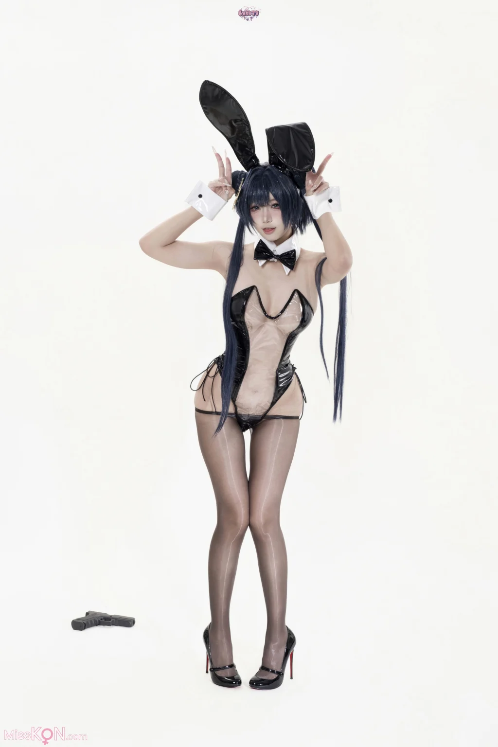 Coser@柒柒要乖哦: 蔚蓝档案 妃咲兔女郎 (26 photos) – Page 2