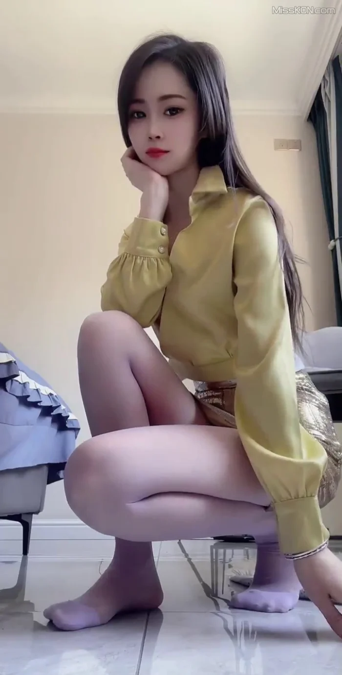 嫣然月影: 快手 轻熟骨感御姐私拍合集 (58 photos + 8 videos) – Page 3